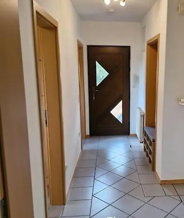 Edgar Und 300 Qm Garten Trier Mosel Eifel Mertesdorf