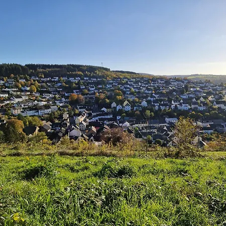 Edgar Und 300 Qm Garten Trier Mosel Eifel *
